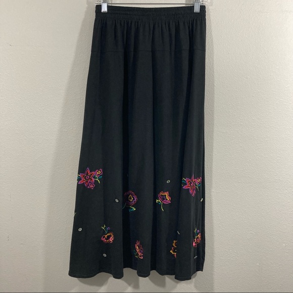 Vintage Embroidered Maxi Skirt Size Medium - Picture 2 of 6